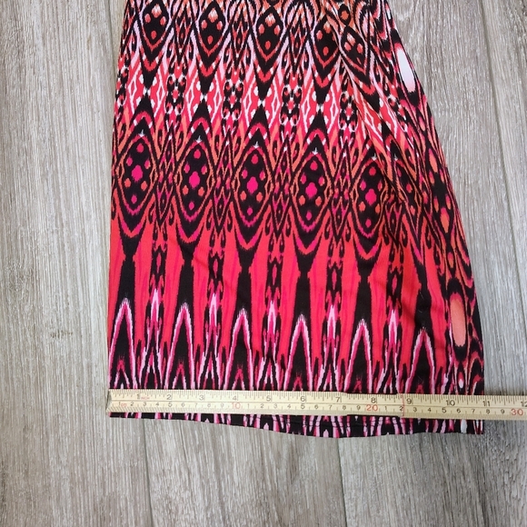 Sharagano Women's Vibrant Red and Black Wide Leg Pants - Picture 5 of 6